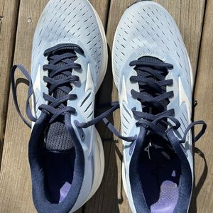 Mizuno Wave Rider 24 Woman's Size 10.5 Arctic Ice Snow White Running shoes